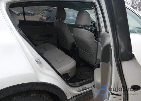 2017 Kia Sportage Lx z USA, uszkodzony, nr VIN KNDPMCAC9H7153735